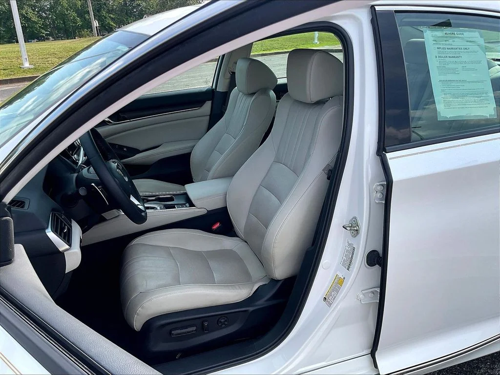 2018 Honda Accord Touring - Photo 12