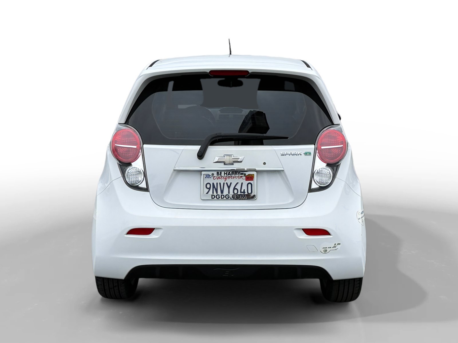 Used 2014 Summit White Chevrolet 2LT image 4