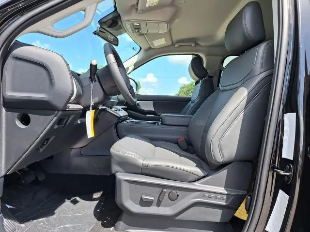 New 2026 Agate Black Metallic Ford Active image 36