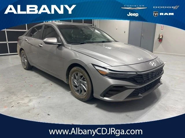 Used 2024 Beige Hyundai SEL image 1