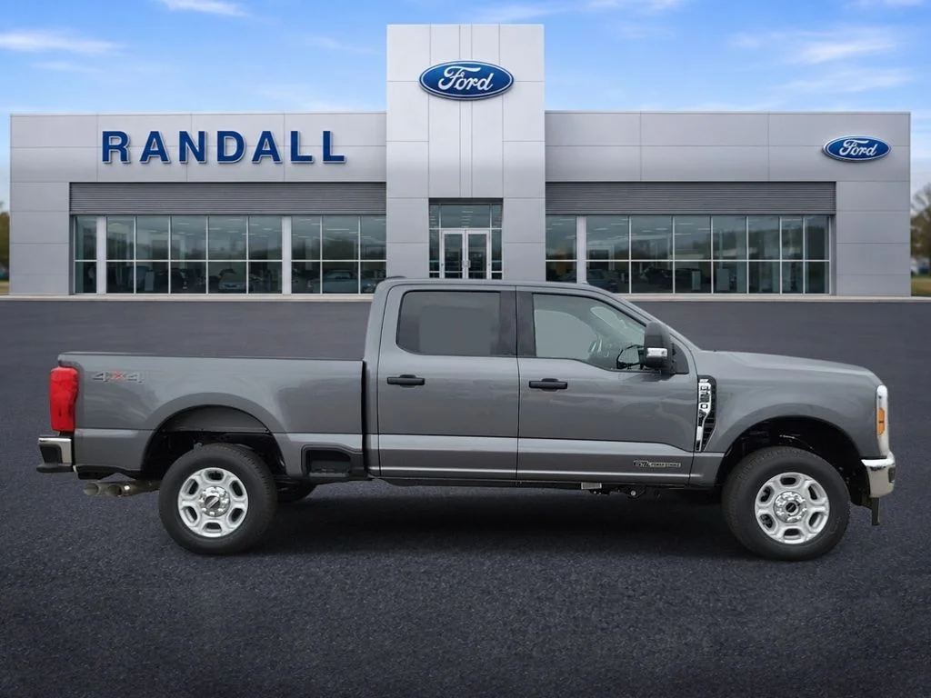 New 2026 Carbonized Gray Metallic Ford F-250® XLT image 6