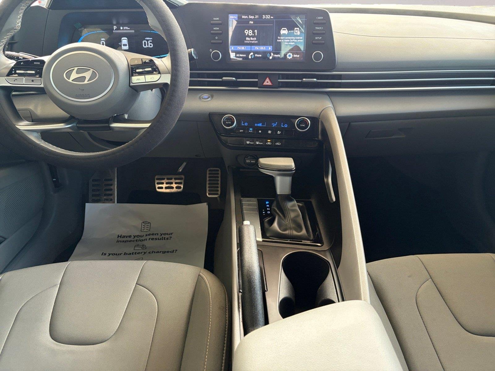 Used 2025 Serenity White Hyundai SEL Sport image 10