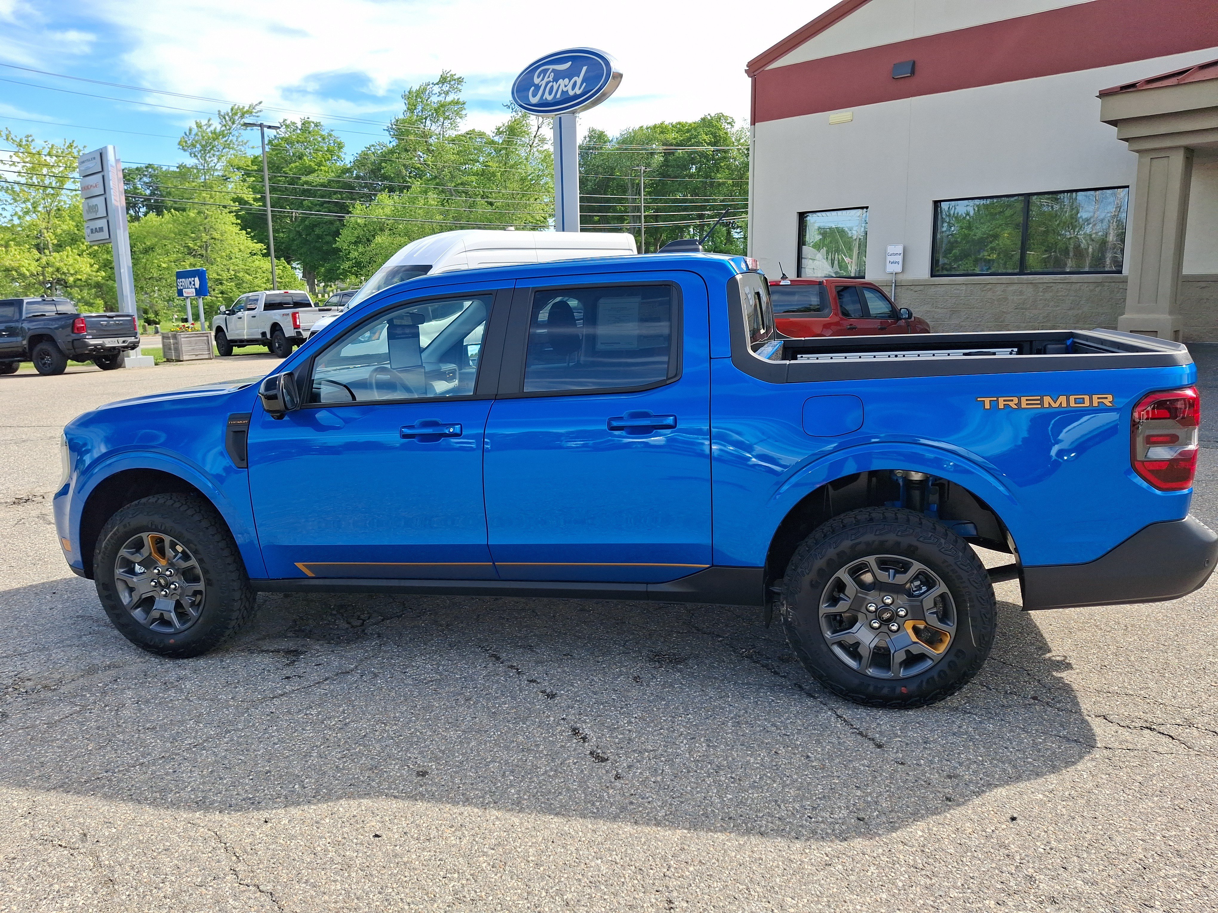 New 2026 Velocity Blue Ford Tremor® image 10