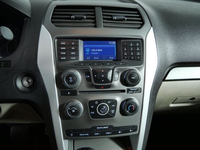 Used 2015 Red Ford Base image 20