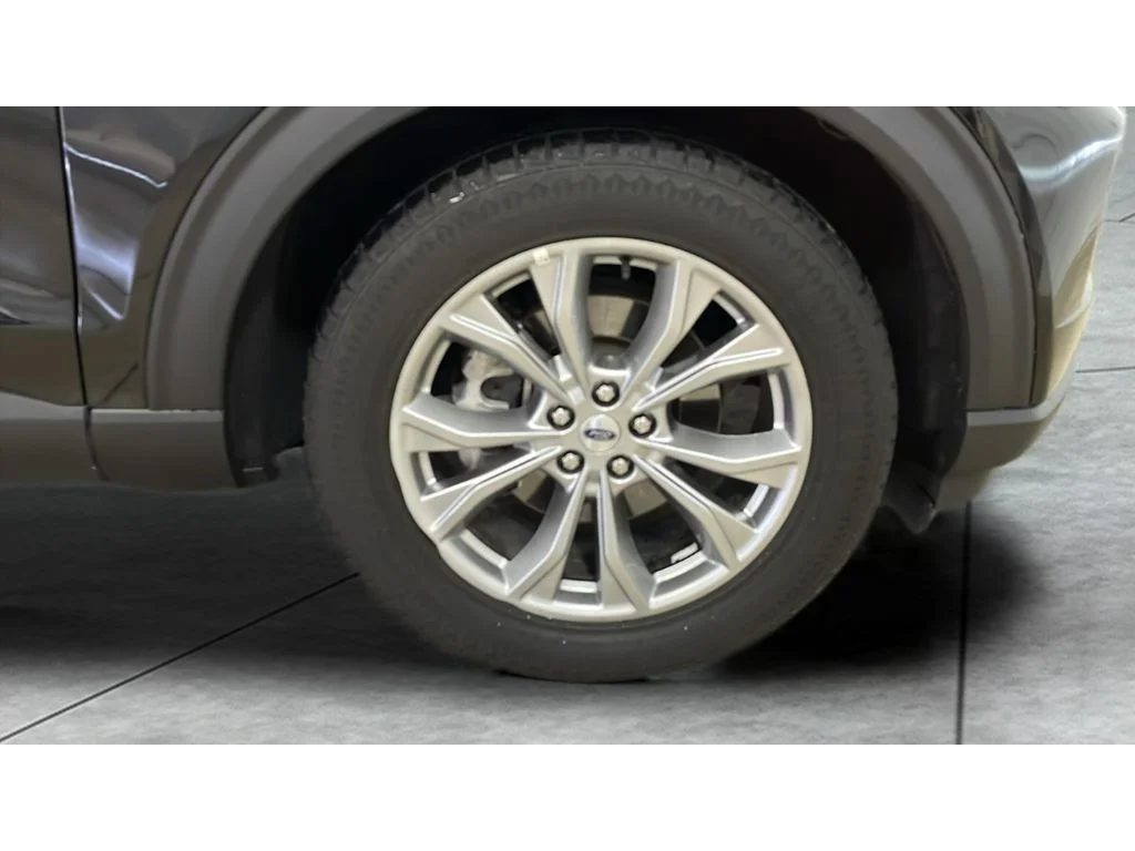 2023 Ford Explorer Limited - Photo 19