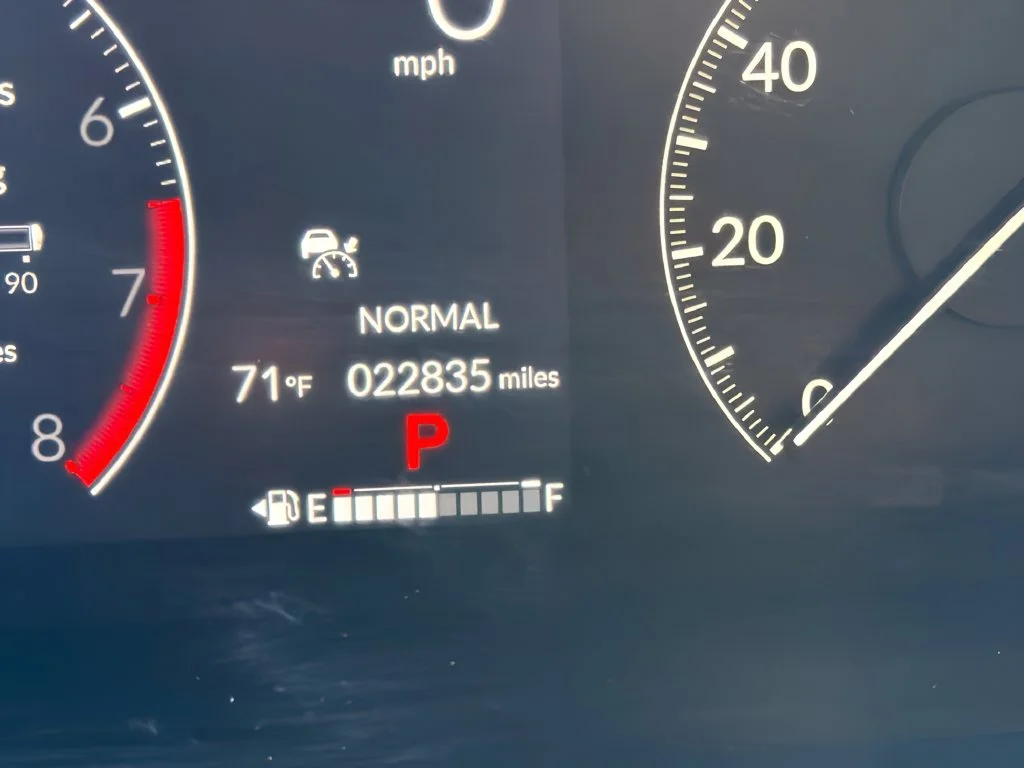 Used 2026 Meteorite Gray Metallic Honda EX image 19
