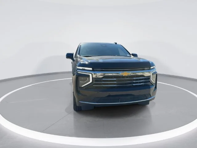 Used 2025 Black Chevrolet LT image 3