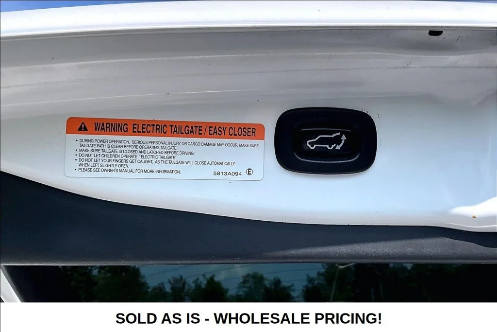 Used 2017  Mitsubishi  image 25