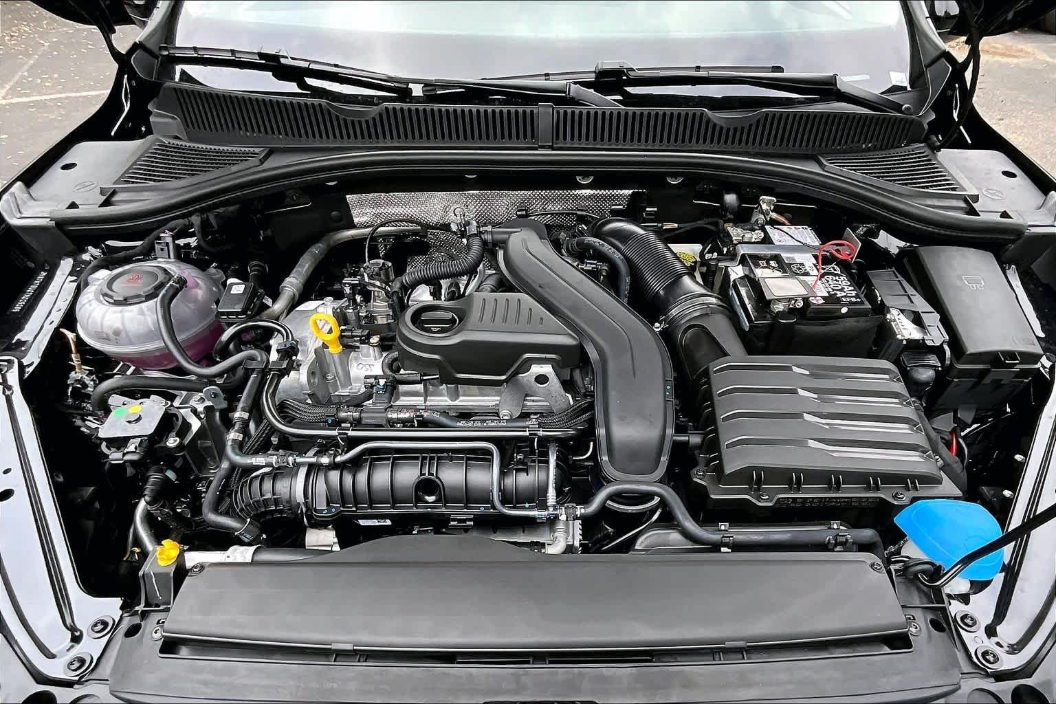 New 2026 Deep Black Pearl Volkswagen 1.5T SE image 16