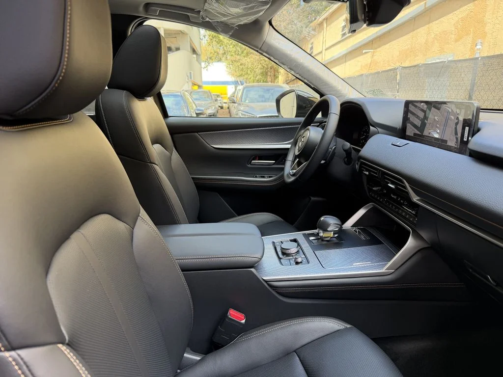 New 2026 White Mazda 3.3 Turbo Premium image 10