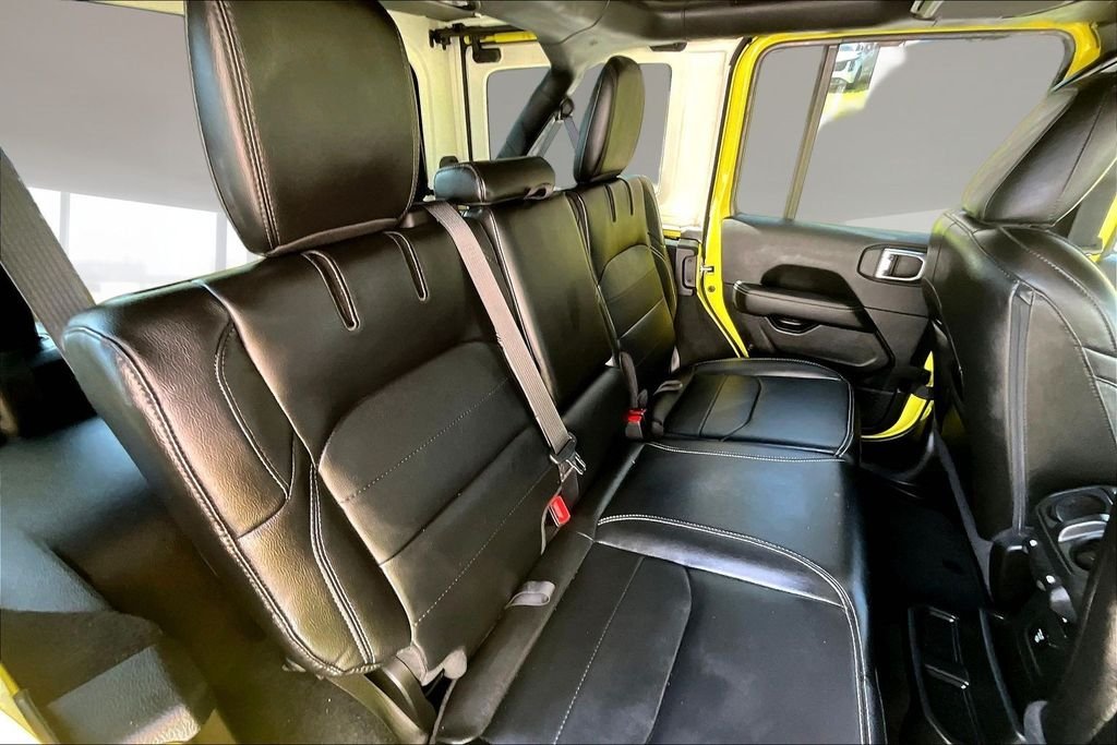 Used 2022 High Velocity Clearcoat Jeep Unlimited Sahara 4xe image 24
