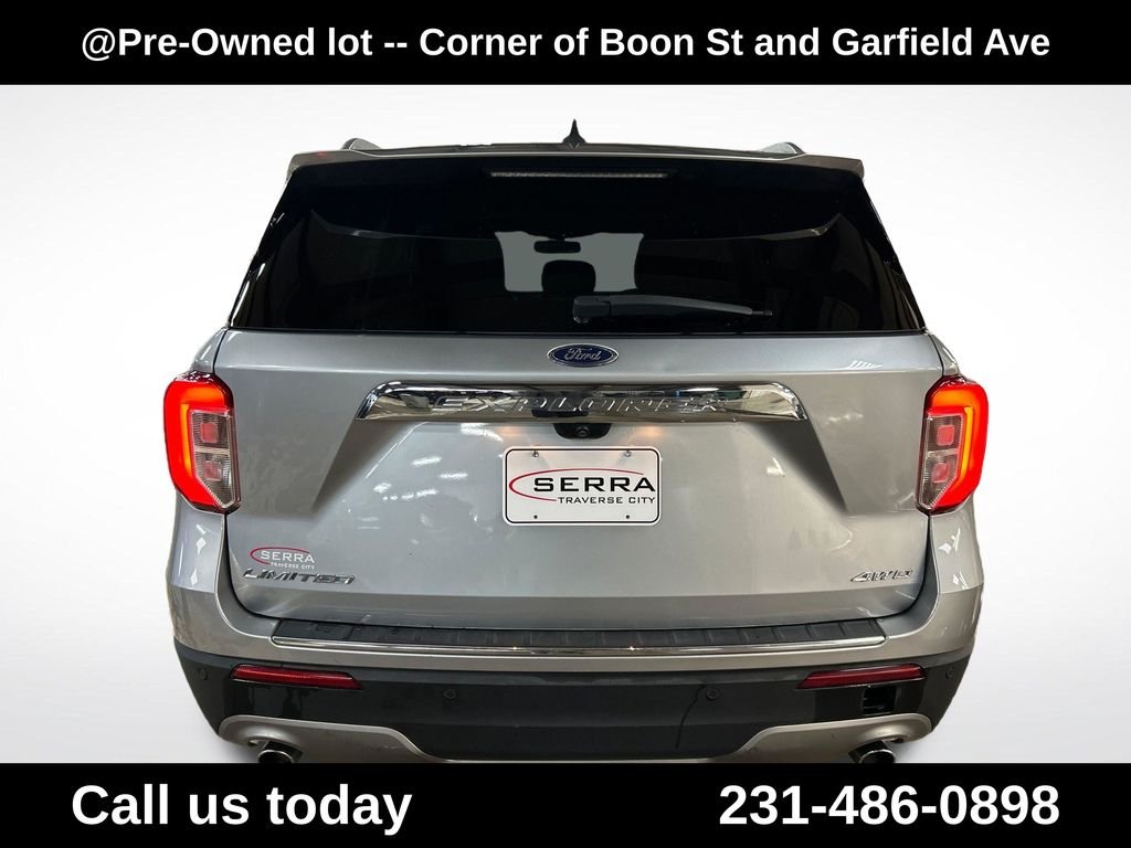 Used 2023 Silver Ford Limited image 4