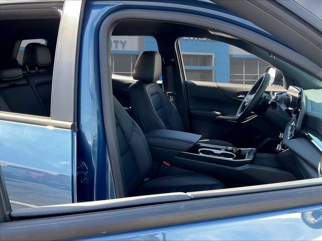 2027 Chevrolet Equinox LT - Photo 13