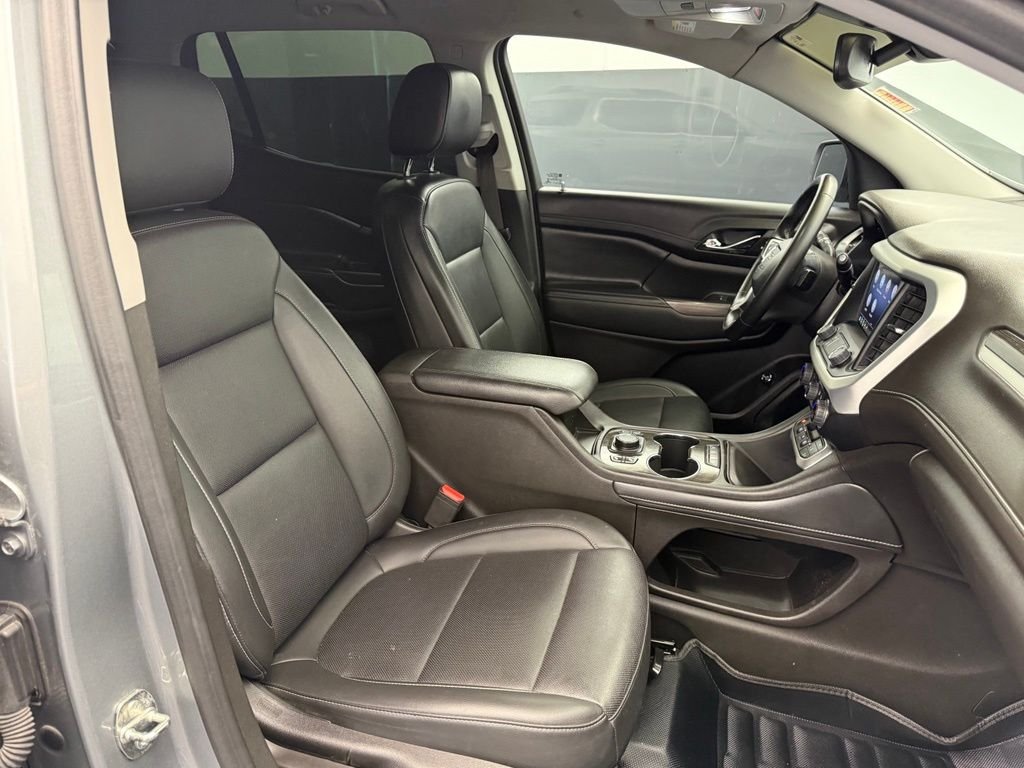 Used 2023 Silver GMC SLT image 71
