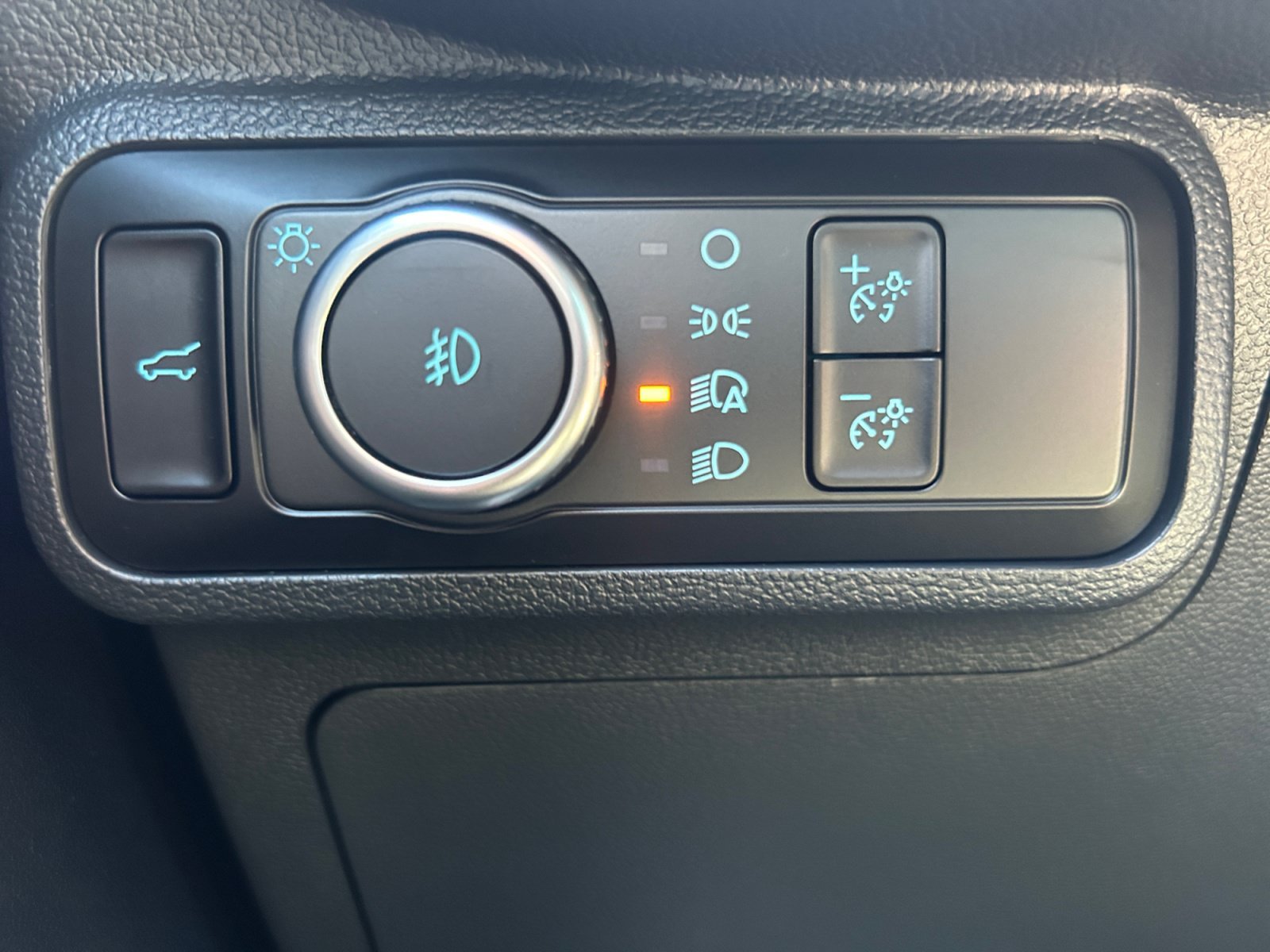 New 2026 Carbonized Gray Metallic Ford ST-Line image 23