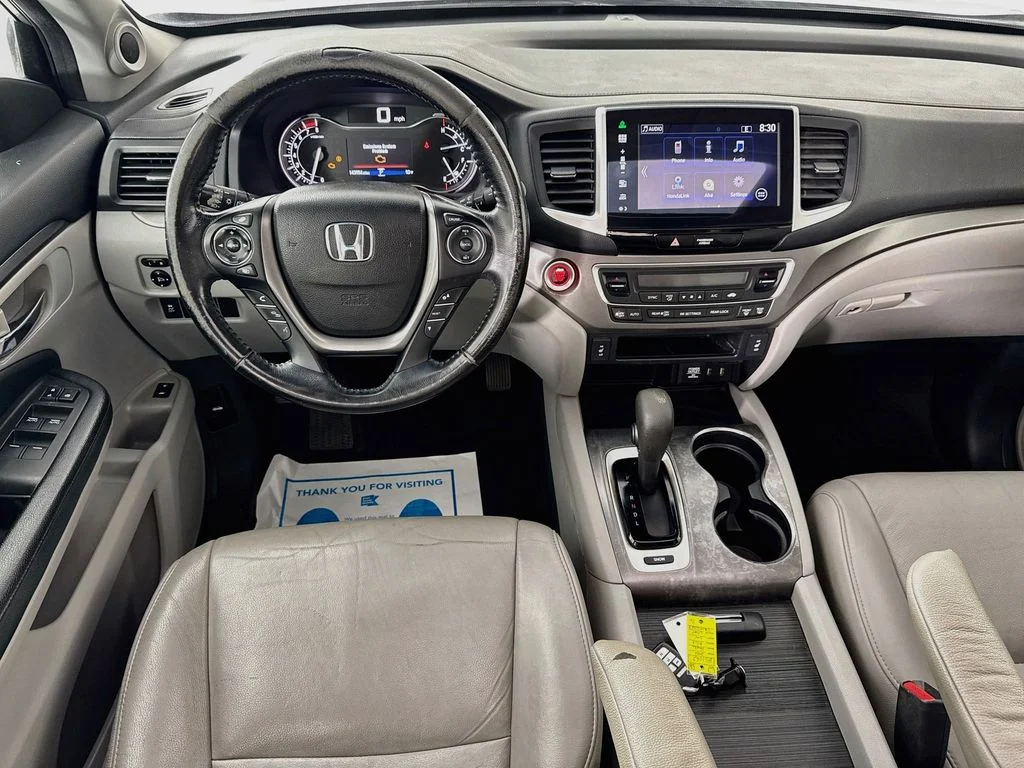 Used 2016 Silver Honda EX-L image 28