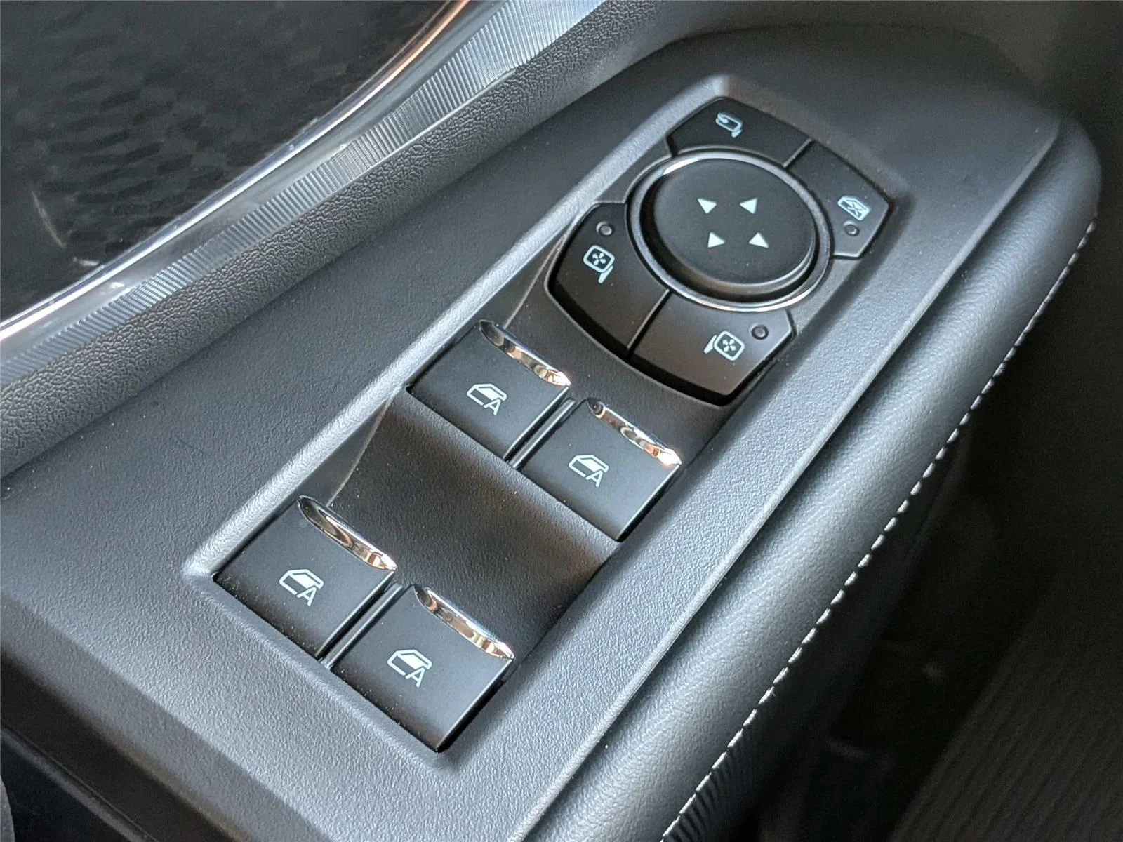 New 2026 Agate Black Metallic Ford Platinum® image 25