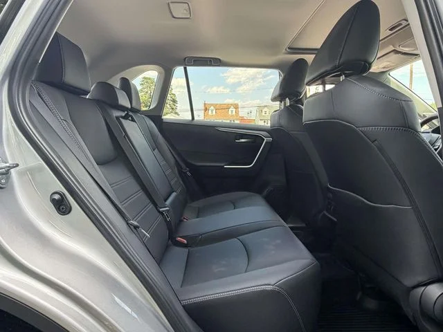 Used 2025 Silver Toyota XLE Premium image 16