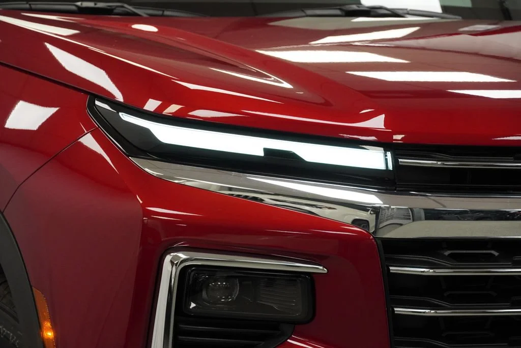 New 2027 Radiant Red Tintcoat Chevrolet LT image 31