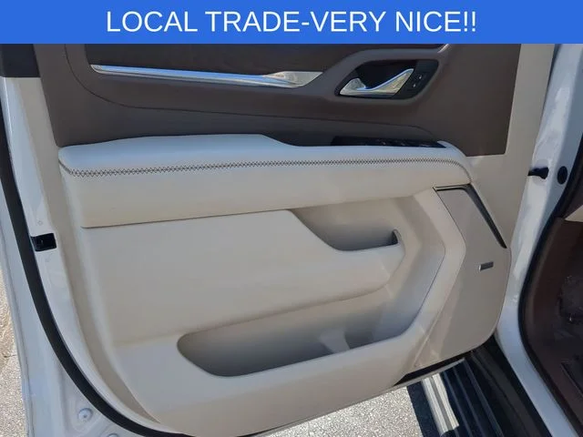 Used 2023 White GMC Denali image 12