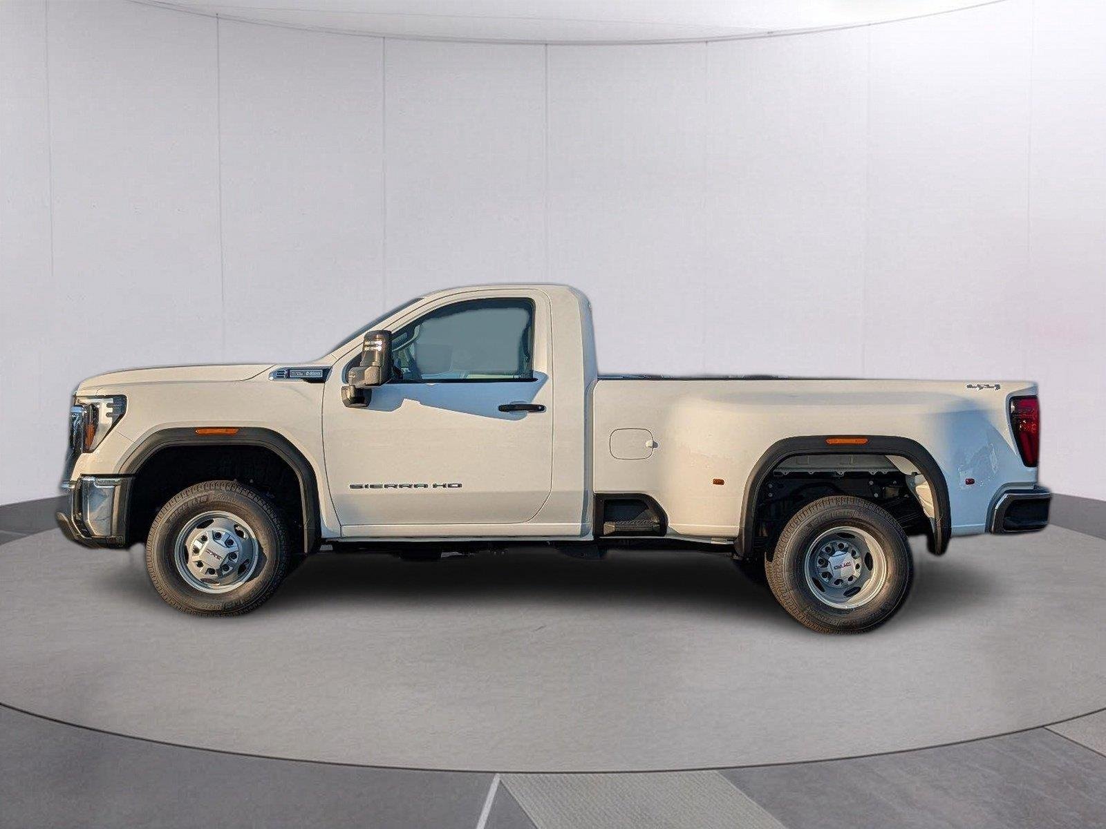 New 2026 Summit White GMC Pro DRW image 2