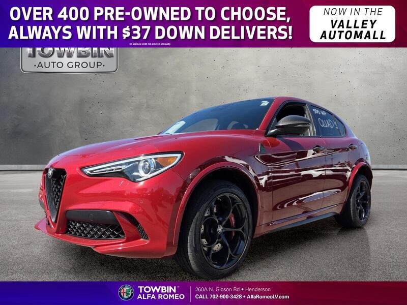 Used 2018 Rosso Competizione Tri-Coat Alfa Romeo AWD image 1