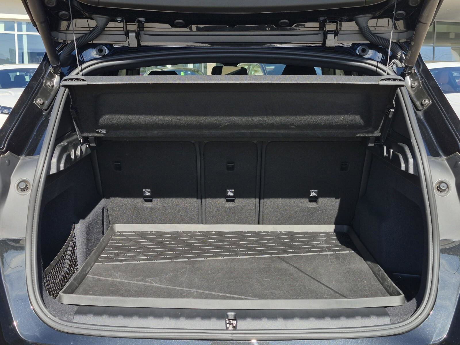 2025 BMW X1 28i - Photo 8