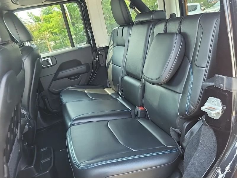 Used 2023 Black Clearcoat Jeep Rubicon image 8