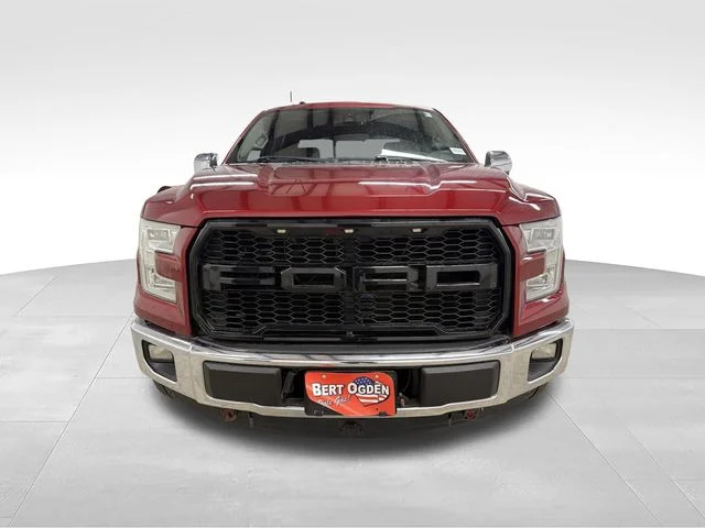 Used 2016 Red Ford Lariat image 2
