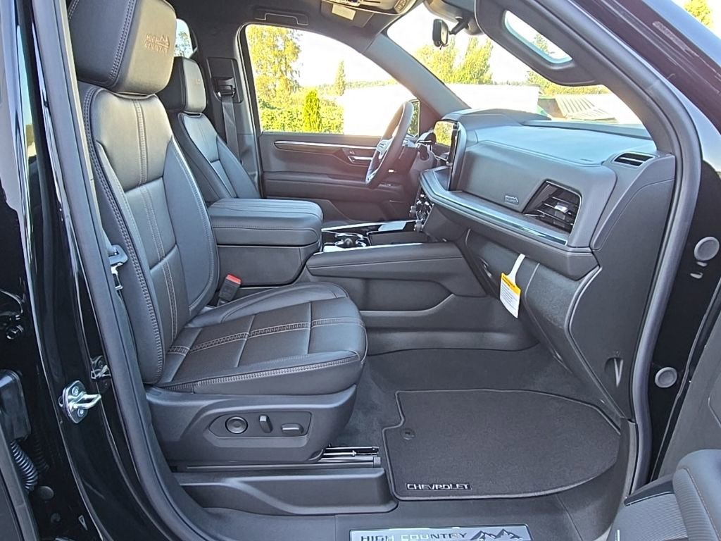 2025 Chevrolet Tahoe High Country - Photo 35