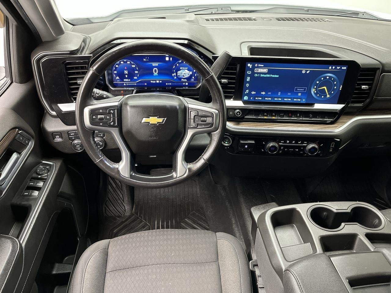 2022 Chevrolet Silverado 1500 LT - Photo 12