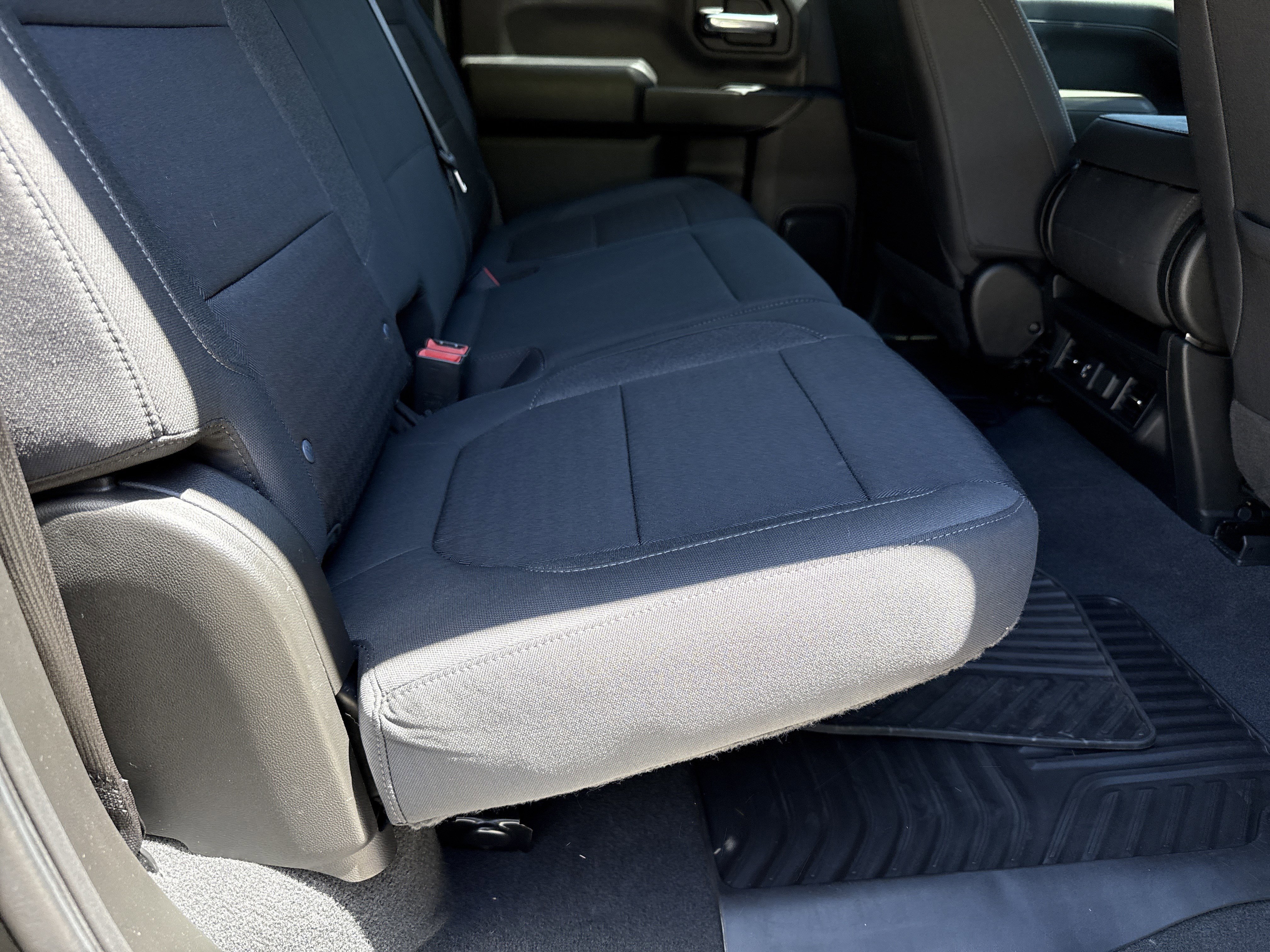 Used 2022 Black Chevrolet LT image 15