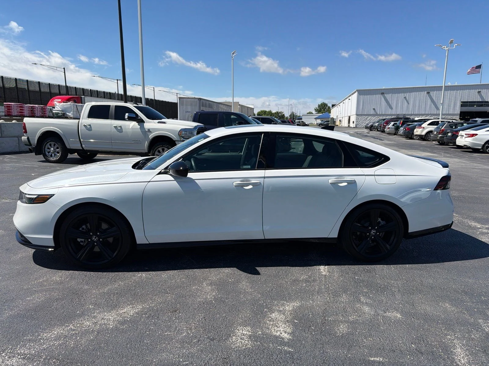Used 2023 White Honda Sport-L image 3