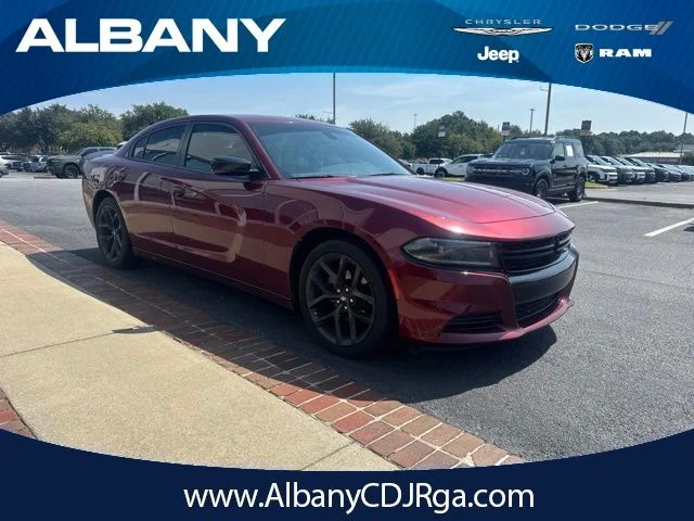 Used 2023 Red Dodge SXT image 1
