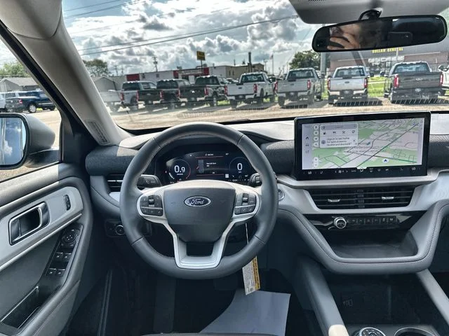 New 2026 Agate Black Metallic Ford Active image 13