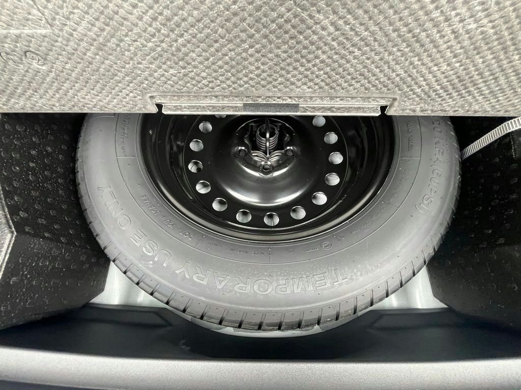 New 2026 White/off-white Volkswagen SE image 28