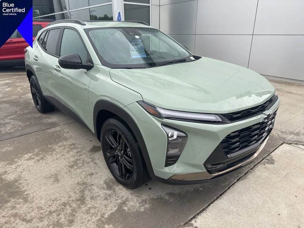 2025 Chevrolet Trax Activ's photo