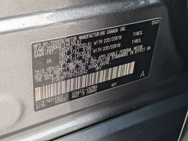Used 2023 Gray Toyota XLE Premium image 30