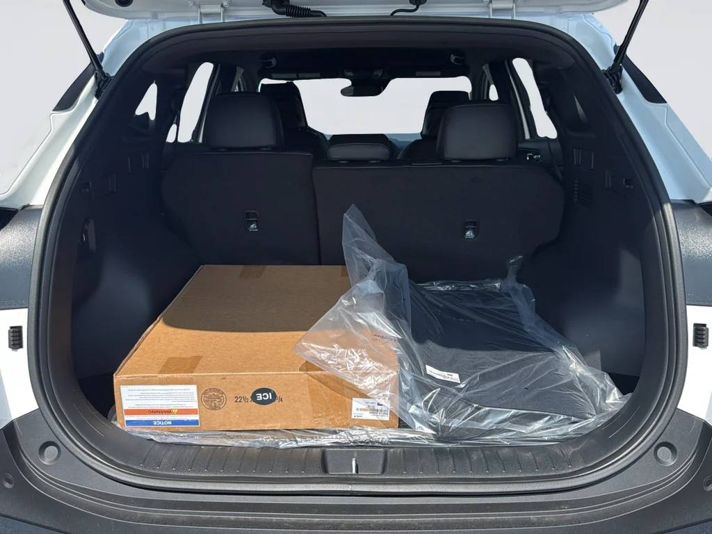 New 2026 Glacial White Pearl Kia X-Line image 11