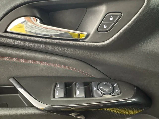 Used 2025 Yellow Chevrolet 2RS image 54