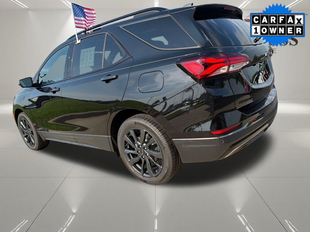 Used 2022 Mosaic Black Metallic Chevrolet RS image 6