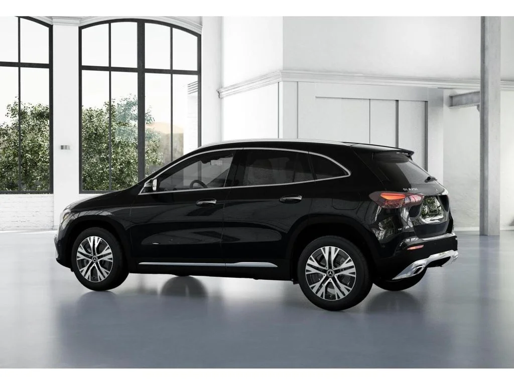 New 2026 Black Mercedes-Benz GLA 250 image 31