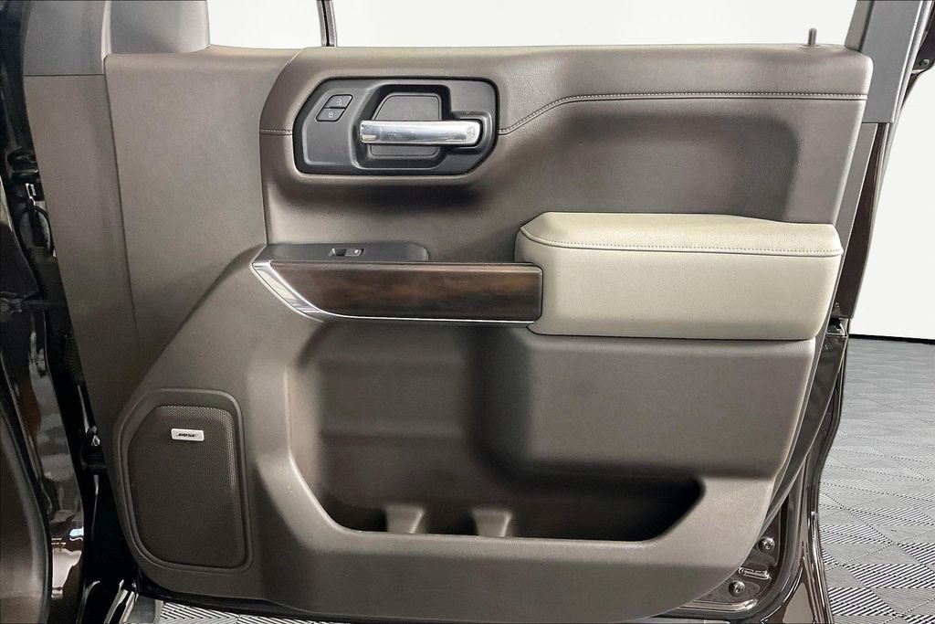 Used 2019 Brown GMC SLT image 24