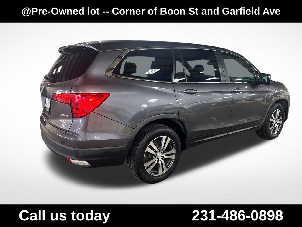 Used 2016  Honda EX-L image 5