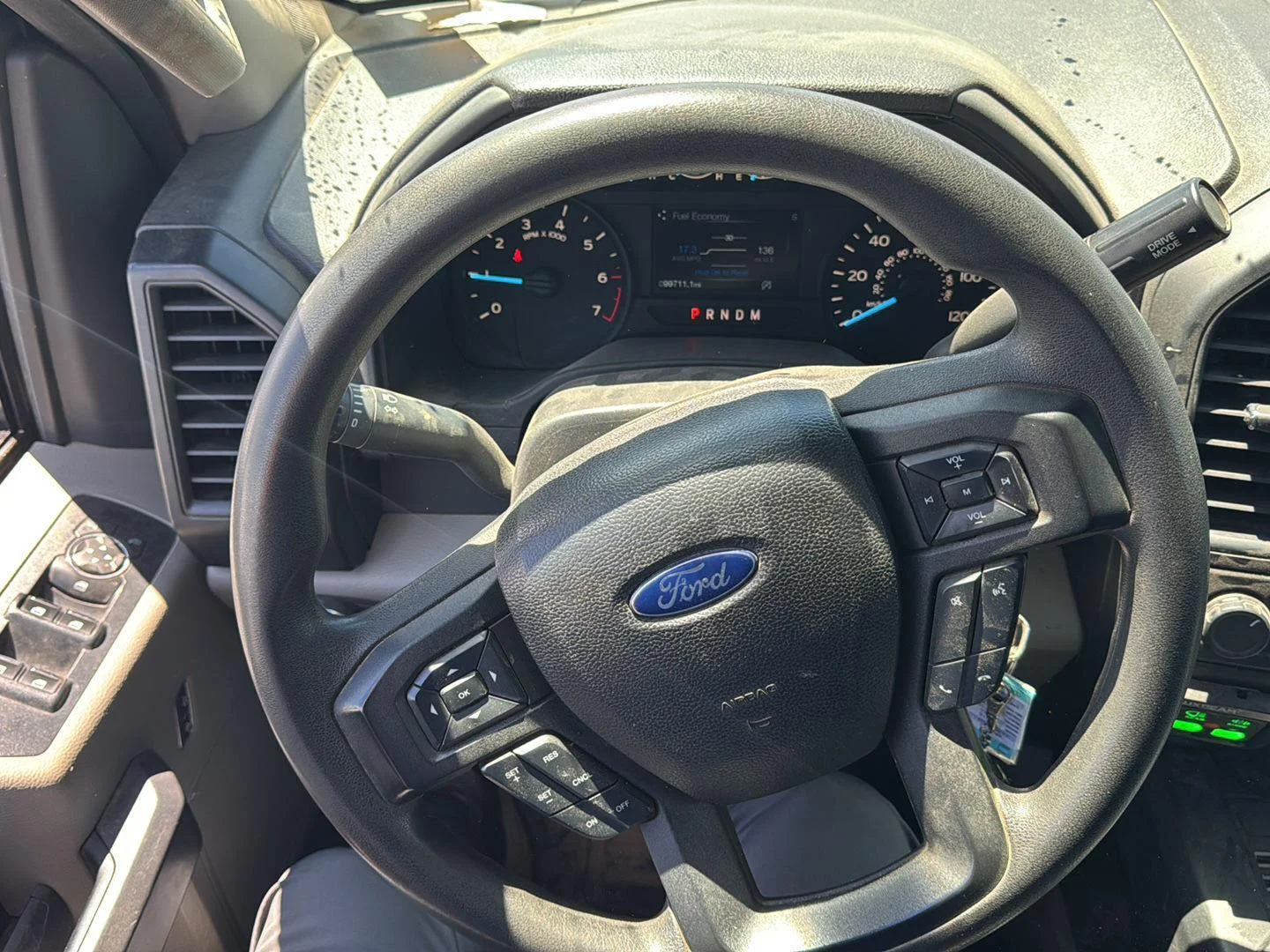 Used 2018 Magnetic Ford XL image 8