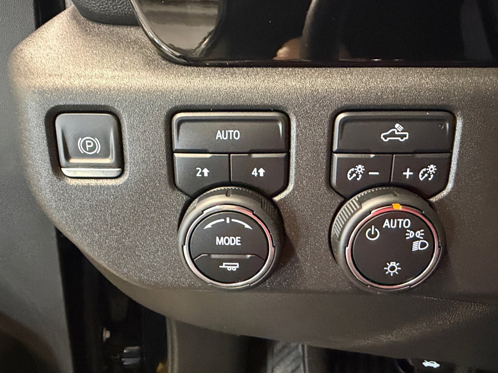 Used 2024 Black Chevrolet LT image 27