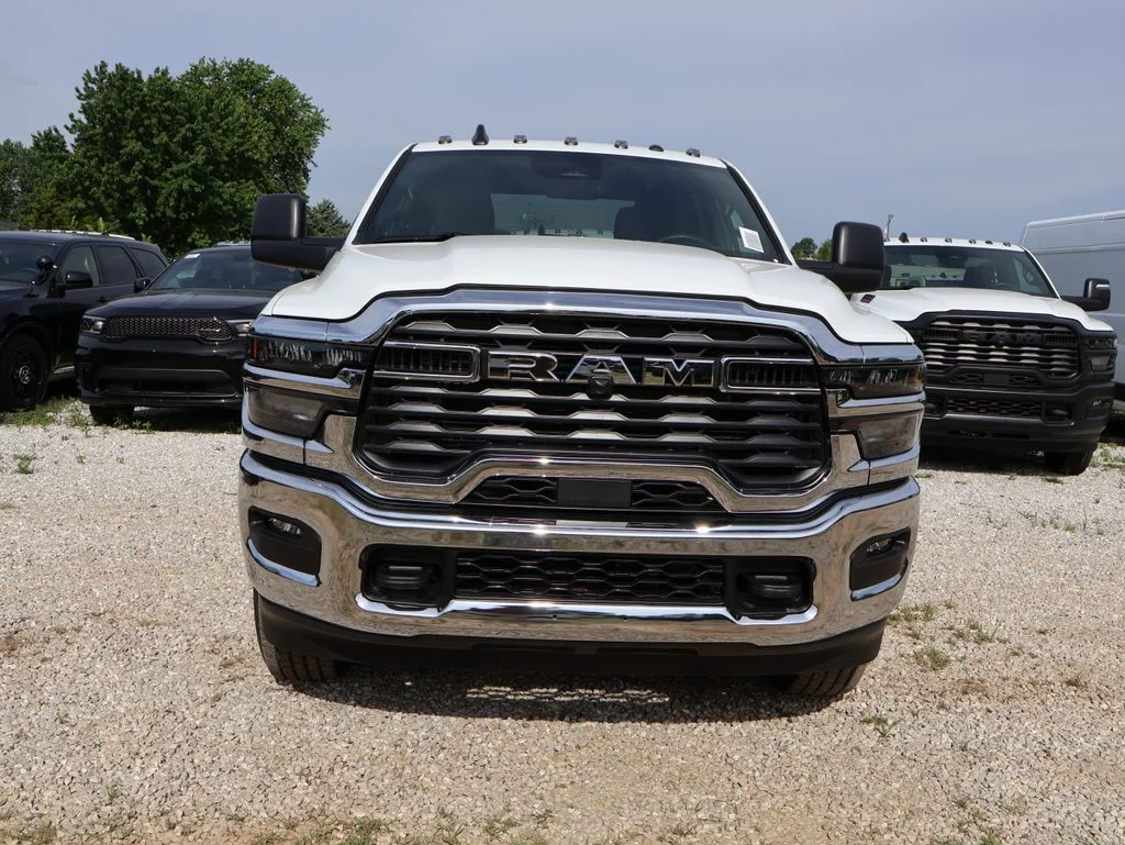 New 2026 Bright White Clear-Coat Exterior Paint RAM Tradesman image 8