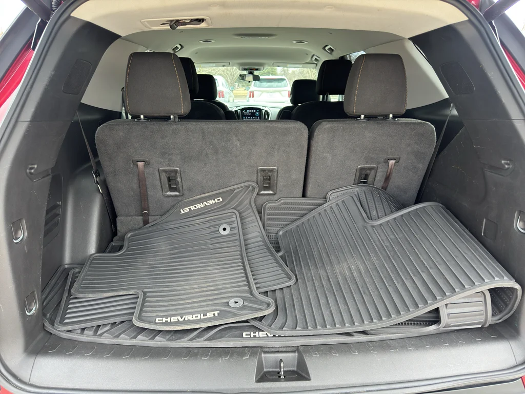Used 2019 Cajun Red Tintcoat Chevrolet LT Cloth image 7