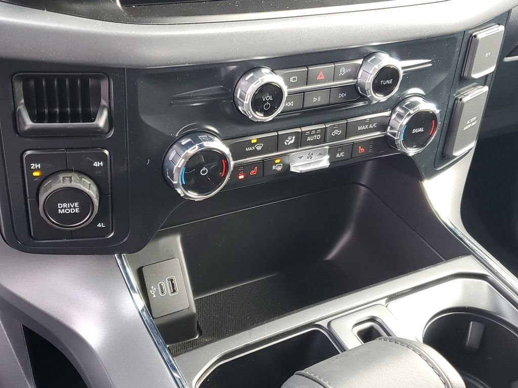 2026 Ford F-150 XLT - Photo 16