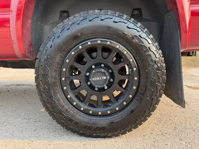 Used 2008 Red Dodge Laramie image 8